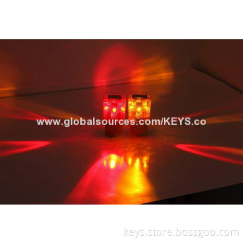 LED solar warning light, signal beacon for tower crane, the airport, road construction